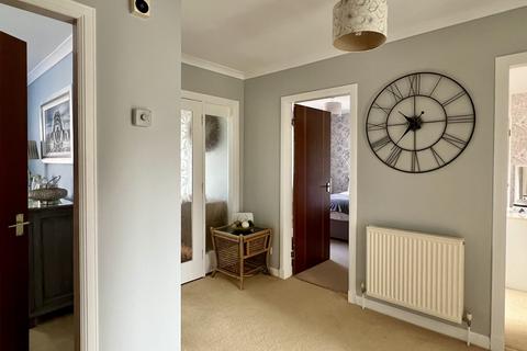 2 bedroom bungalow for sale, 5 Burnside Gardens, Kirkcudbright