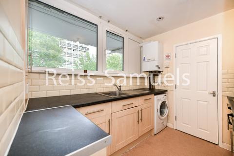 4 bedroom maisonette to rent, Dorset Road, Oval, London SW8