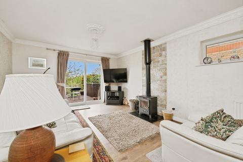 3 bedroom detached bungalow for sale, Leith Court, Dewsbury, WF12