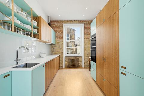 3 bedroom terraced house for sale, Moreton Street, London, SW1V