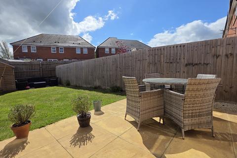 3 bedroom semi-detached house for sale, Ropeway, Bishops Itchington, CV47