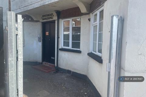 undefined, Kingsmead Avenue, Romford, RM1