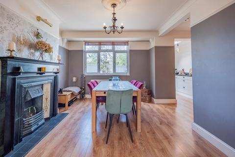 3 bedroom semi-detached house for sale, Bourne Road, Bromley BR2