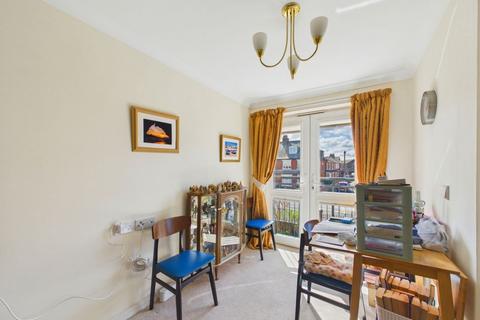 1 bedroom apartment for sale, 29 Fairways Court, Whitby