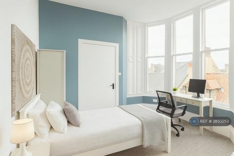 1 bedroom in a house share to rent, Constitution Terrace, Dundee, DD3