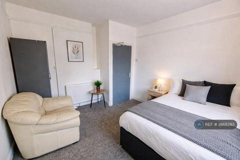 4 bedroom terraced house to rent, Monica Road, Birmingham, B10