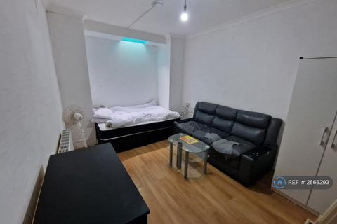 4 bedroom terraced house to rent, Monica Road, Birmingham, B10