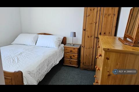 2 bedroom flat to rent, Belmont Road, Aberdeen, AB25