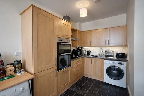 2 bedroom flat for sale, Paradise Walk, Bexhill on Sea TN40