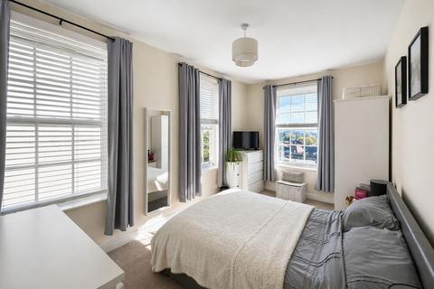 2 bedroom flat for sale, Paradise Walk, Bexhill on Sea TN40