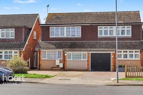 Berwick Road, Rainham
