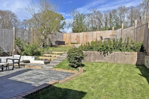 4 bedroom detached house for sale, Brambletye Park Road, Redhill