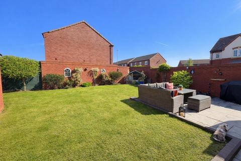 3 bedroom detached house for sale, Cartwright Way, Evesham