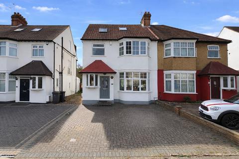 Sefton Avenue, London, NW7