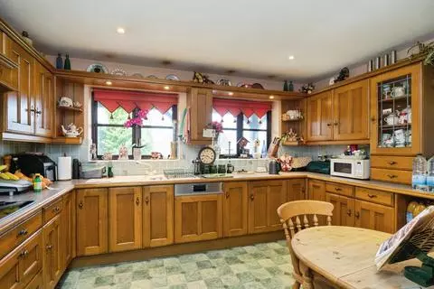 4 bedroom detached house for sale – pohled 3