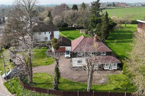 4 bedroom detached house for sale, Monmouth Road, Raglan, Usk