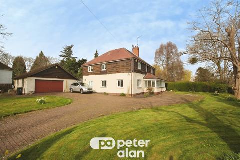 4 bedroom detached house for sale, Monmouth Road, Raglan, Usk