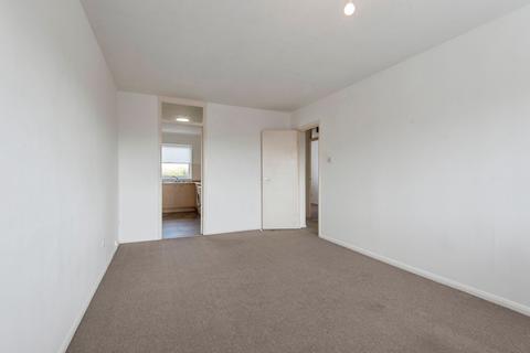 2 bedroom flat for sale, Grove Court, Arlesey, Bedfordshire, SG15