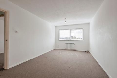 2 bedroom flat for sale, Grove Court, Arlesey, Bedfordshire, SG15