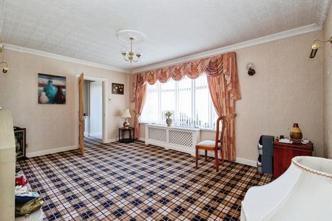3 bedroom bungalow for sale, Fern Bank, Stalybridge, Greater Manchester, SK15