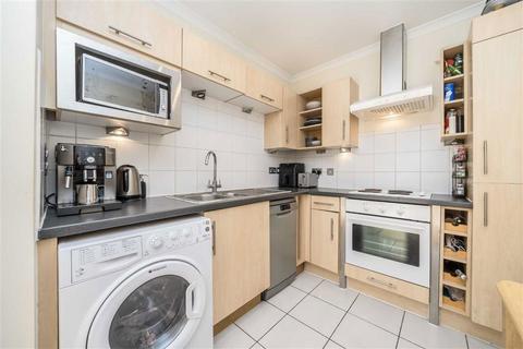 1 bedroom flat for sale, Duckett Street, London E1