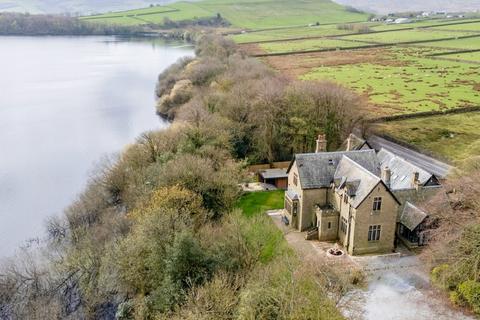 5 bedroom character property for sale, Blackmoorfoot, Linthwaite, Huddersfield, West Yorkshire, HD7 5TR