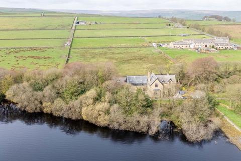 5 bedroom character property for sale, Blackmoorfoot, Linthwaite, Huddersfield, West Yorkshire, HD7 5TR