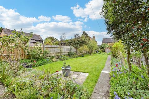 Sunningdale Road, Sutton SM1