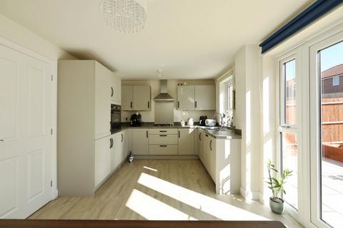 4 bedroom detached house for sale, Harlequin Drive, Worksop