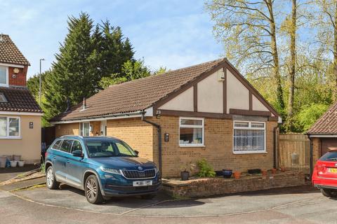 2 bedroom detached bungalow for sale, The Willows, Yate, Bristol