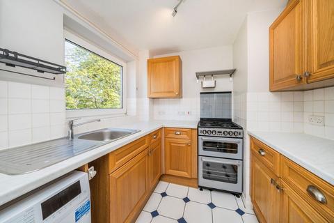 2 bedroom flat for sale, Ewell Road, Surbiton KT6