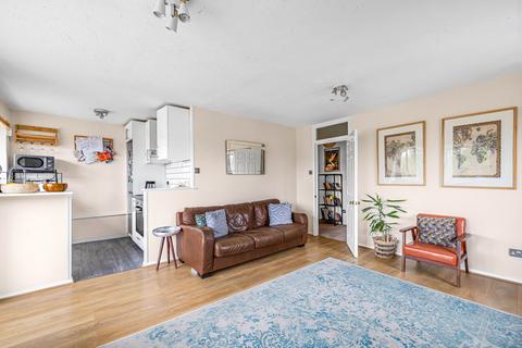2 bedroom apartment for sale, River Meads, Stanstead Abbotts