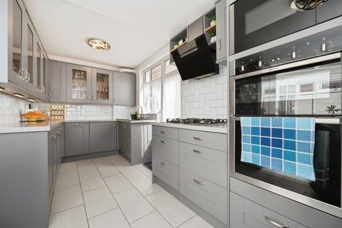 2 bedroom detached bungalow for sale, Woodmill Lane, Southampton