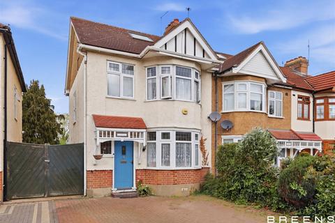 4 bedroom end of terrace house for sale, Ladysmith Road, Enfield