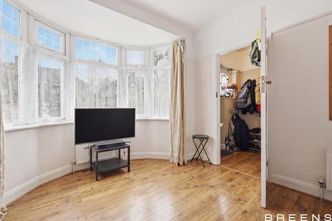 4 bedroom end of terrace house for sale, Ladysmith Road, Enfield