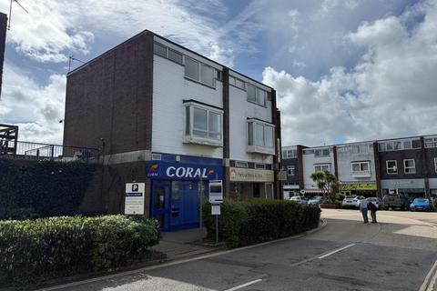 Retail property (high street) to rent, 1 Jengers Mead Billingshurst RH14 9PB
