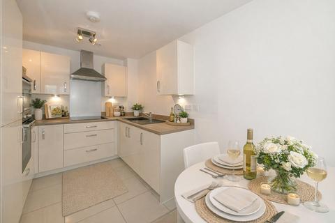2 bedroom flat for sale, Hindhead Knoll, Walnut Tree, MK7