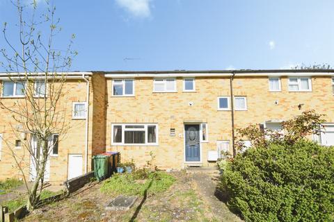 3 bedroom terraced house for sale, Chestnut Walk, Witham