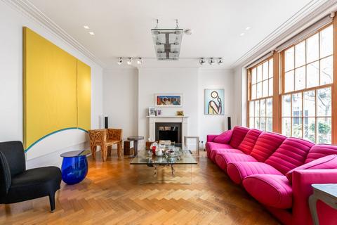 3 bedroom mews for sale, Ennismore Mews, London, SW7