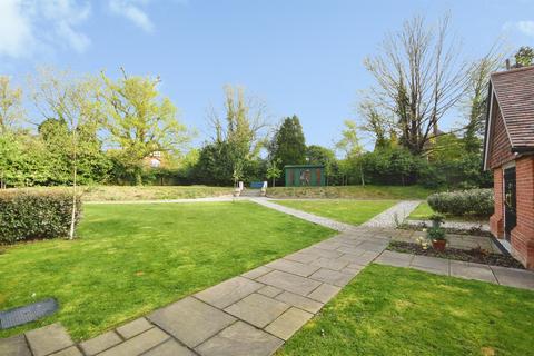2 bedroom apartment for sale, High Garrett, Braintree