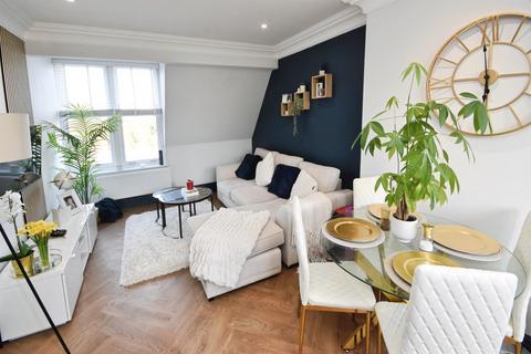 2 bedroom apartment for sale, High Garrett, Braintree