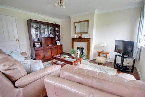 3 bedroom semi-detached house for sale, Laughton Road, Beverley