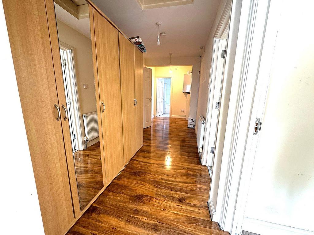 Ash Grove,Southall,UB1 2UN - View 4