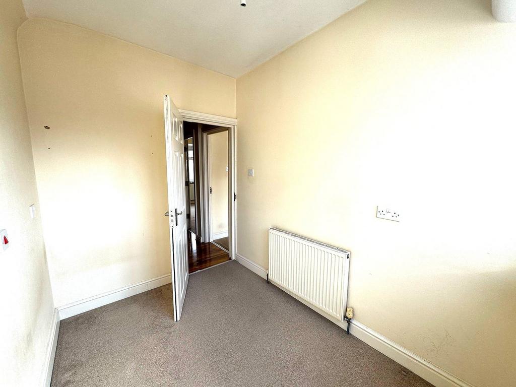 Ash Grove,Southall,UB1 2UN - More