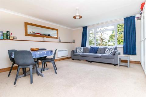 3 bedroom apartment for sale, Cargate Terrace, Hampshire GU11