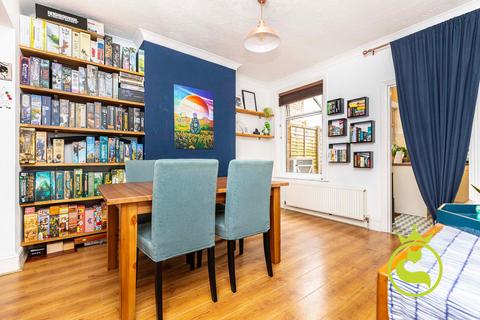 3 bedroom semi-detached house for sale, Warren Road, Poole BH14