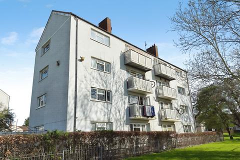 1 bedroom flat for sale, 60 Ridgethorpe, Willenhall, Coventry, West Midlands CV3 3GQ