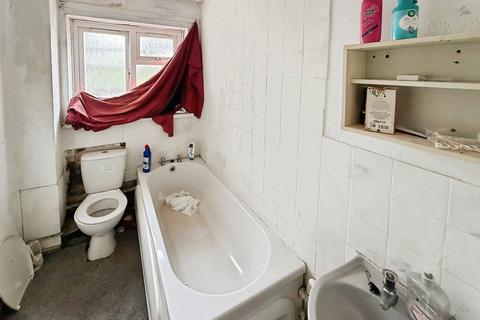 1 bedroom flat for sale, 60 Ridgethorpe, Willenhall, Coventry, West Midlands CV3 3GQ