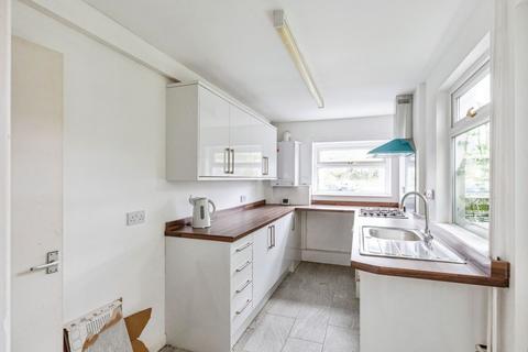 3 bedroom terraced house for sale, Regent Street, Kettering, NN16