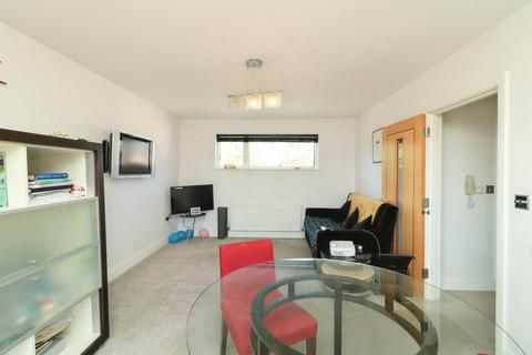2 bedroom flat to rent, Queen Ediths Way, Cambridge, CB1